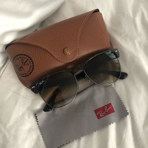Ray-Ban Accessories - Ray Ban Clubmaster Oversized; polarized tortoise Ray-Ban Accessories - Ray Ban Clubmaster Oversized; polarized tortoise